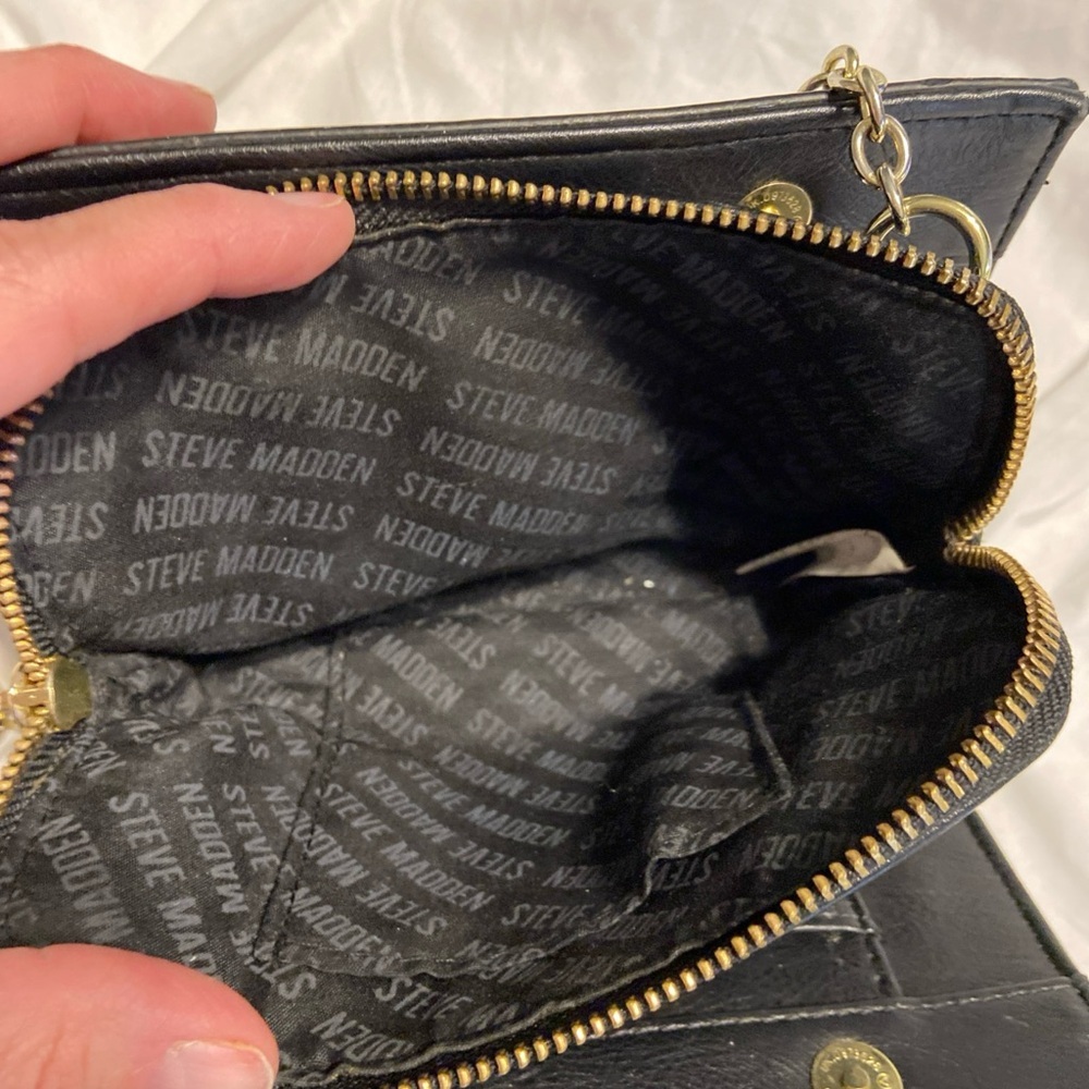 Steve Madden Black Crossbody with Gold Chain Accent - Picture 11 of 14